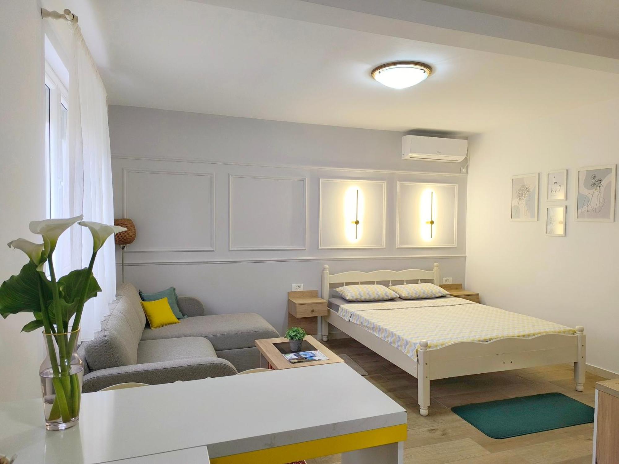 Apartments Gruda Цетинє Екстер'єр фото